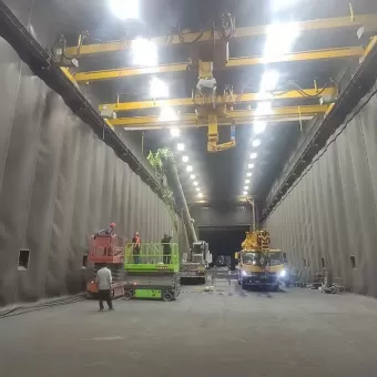 Robotik kum patlatma odası